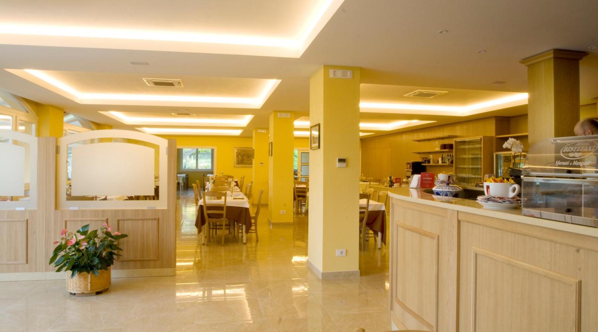 Hotel Panoramica Salo Luaran gambar