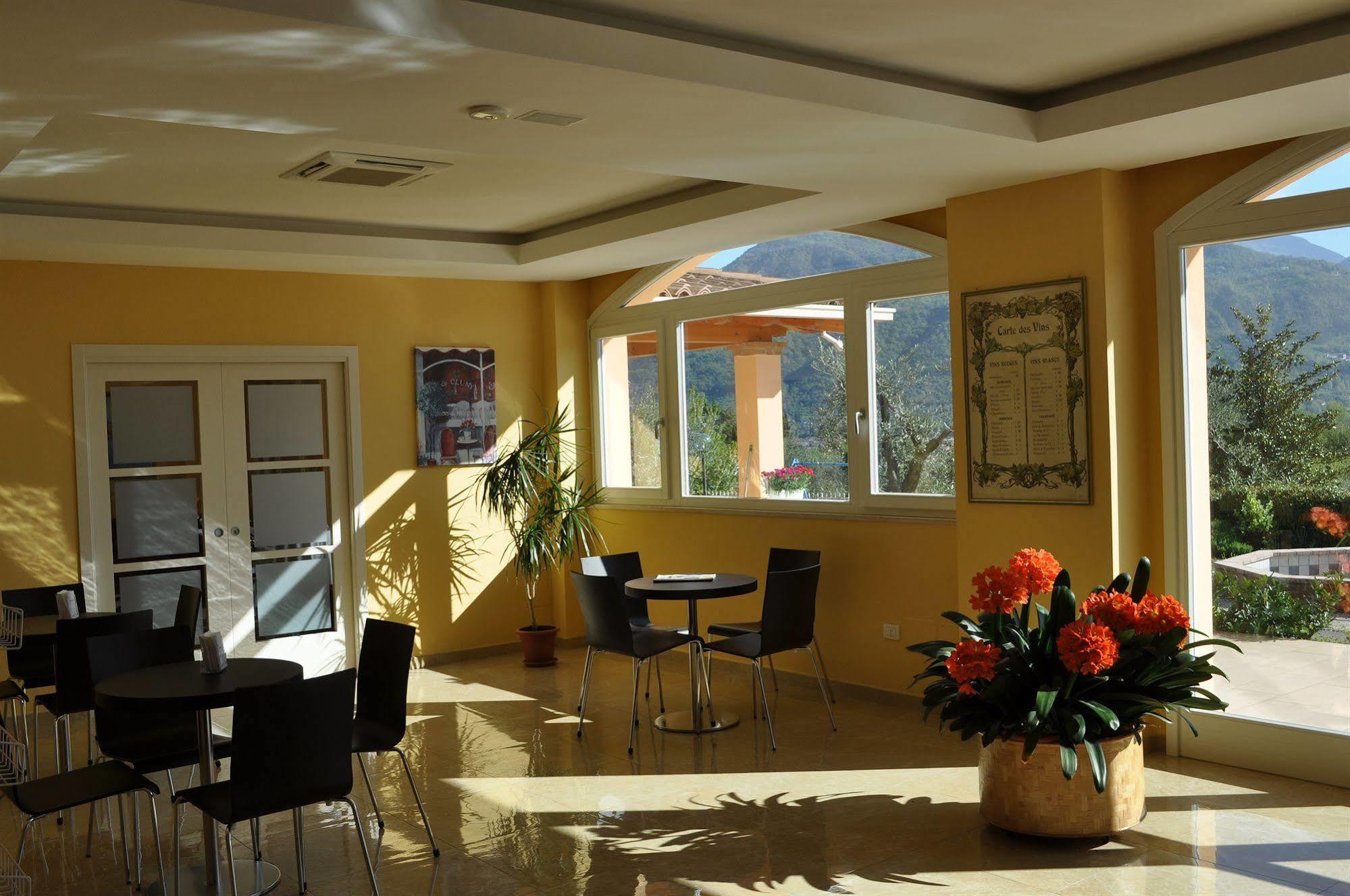 Hotel Panoramica Salo Luaran gambar